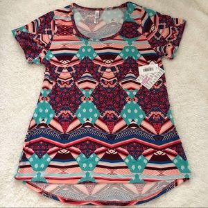 NWT - Lularoe Classic Tee Top (colorful Geometric)